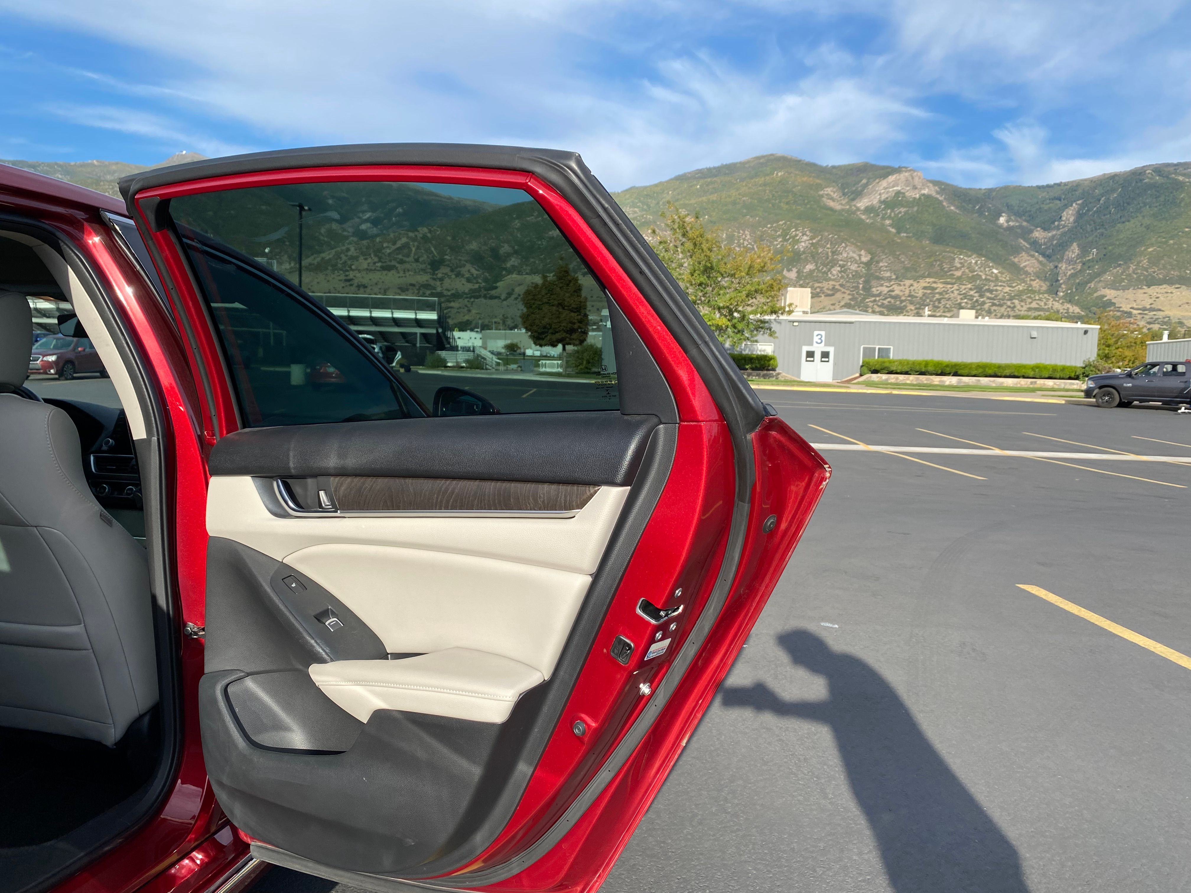 Used 2018 Honda Accord Touring image 18