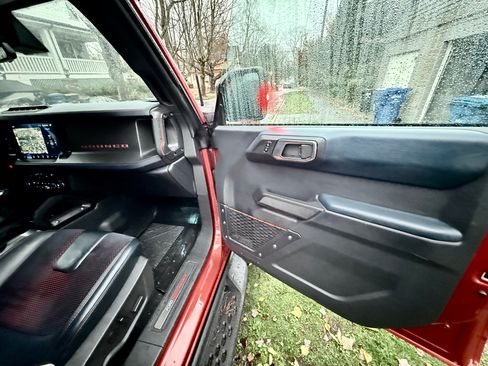 Used 2023 Ford Bronco Raptor image 14