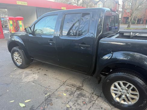 Used 2019 Nissan Frontier SV w/ Value Truck Package image 1