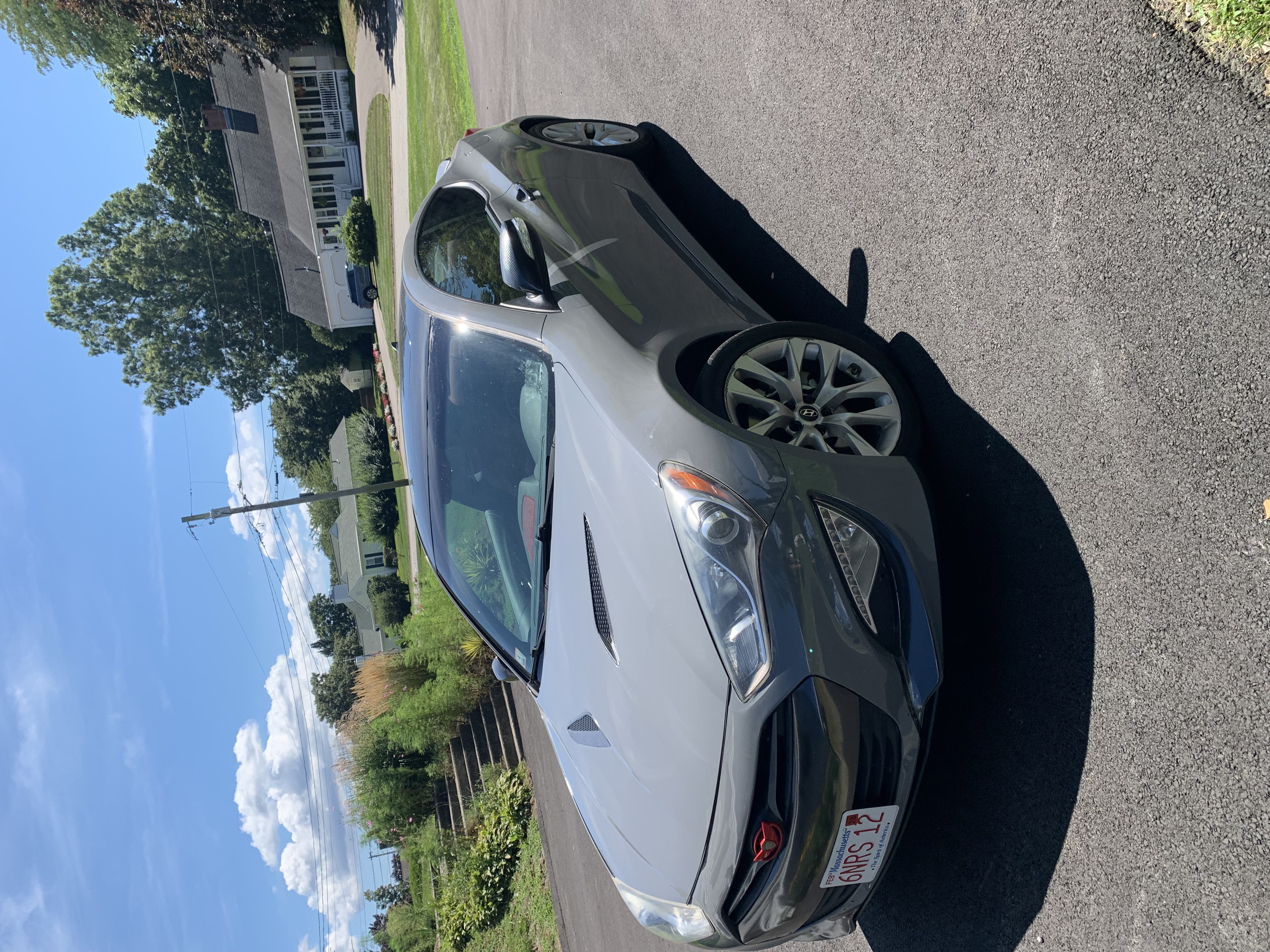 Used 2013 Hyundai Genesis 3.8 RWD image 2