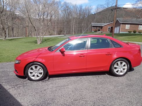 Used 2011 Audi A4 2.0T Premium image 2
