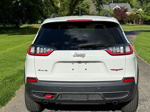 Used 2020 Jeep Cherokee Trailhawk w/ Cold Weather Group AWD/4WD image 6