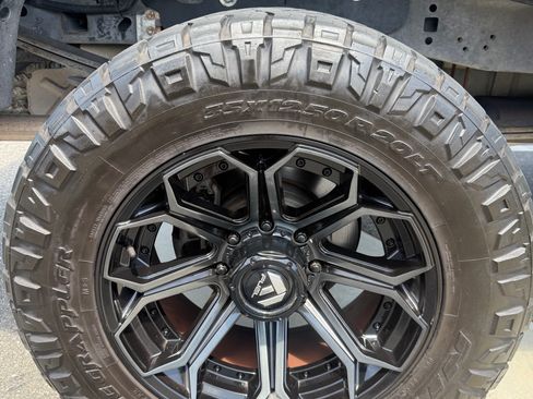 Used 2019 Ford F250 Lariat w/ Lariat Value Package AWD/4WD image 11