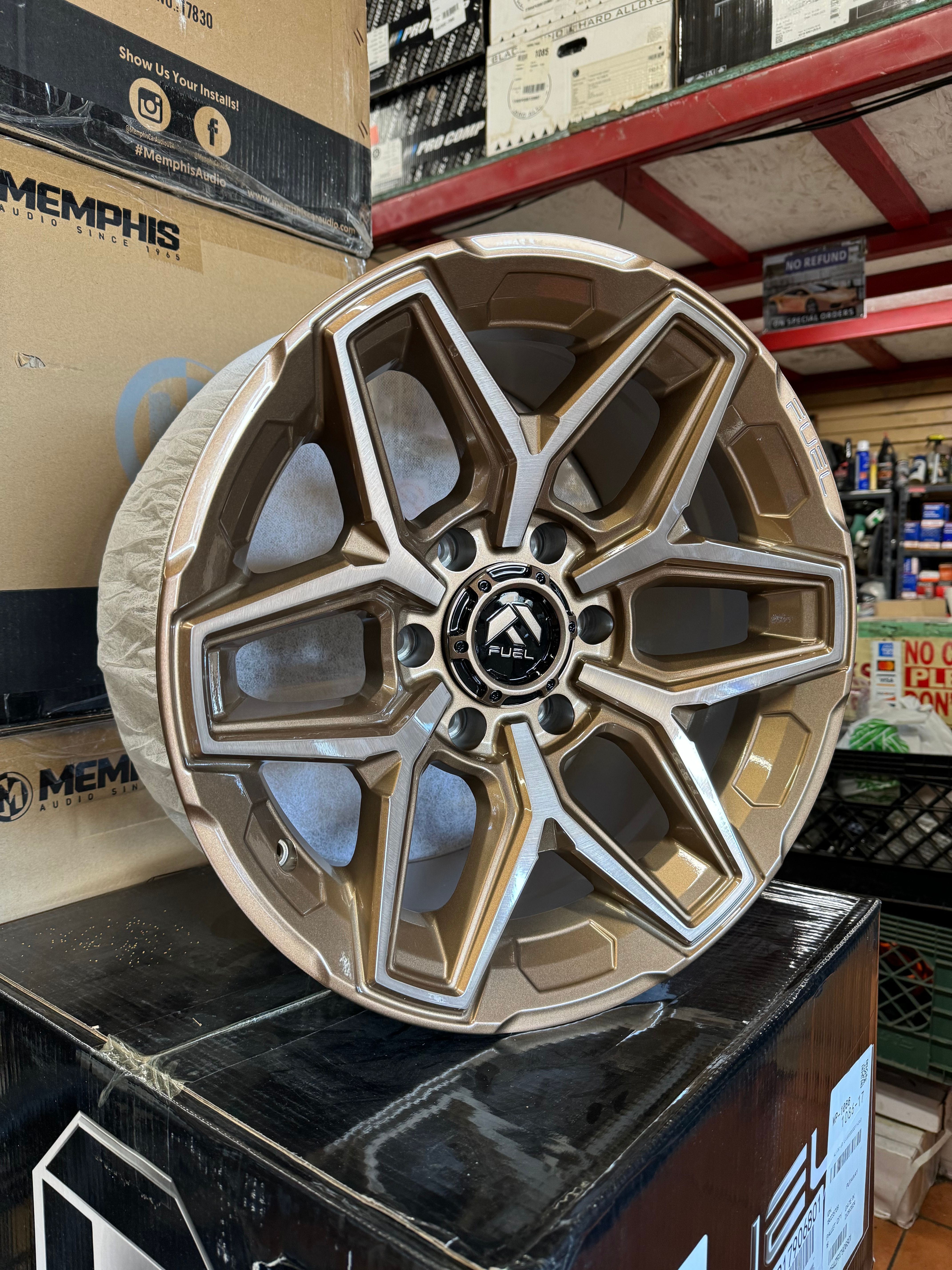 Used 2018 Chevrolet Silverado 1500 LT w/ Texas Edition RWD image 11