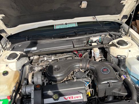 Used 1992 Cadillac De Ville Sedan image 8