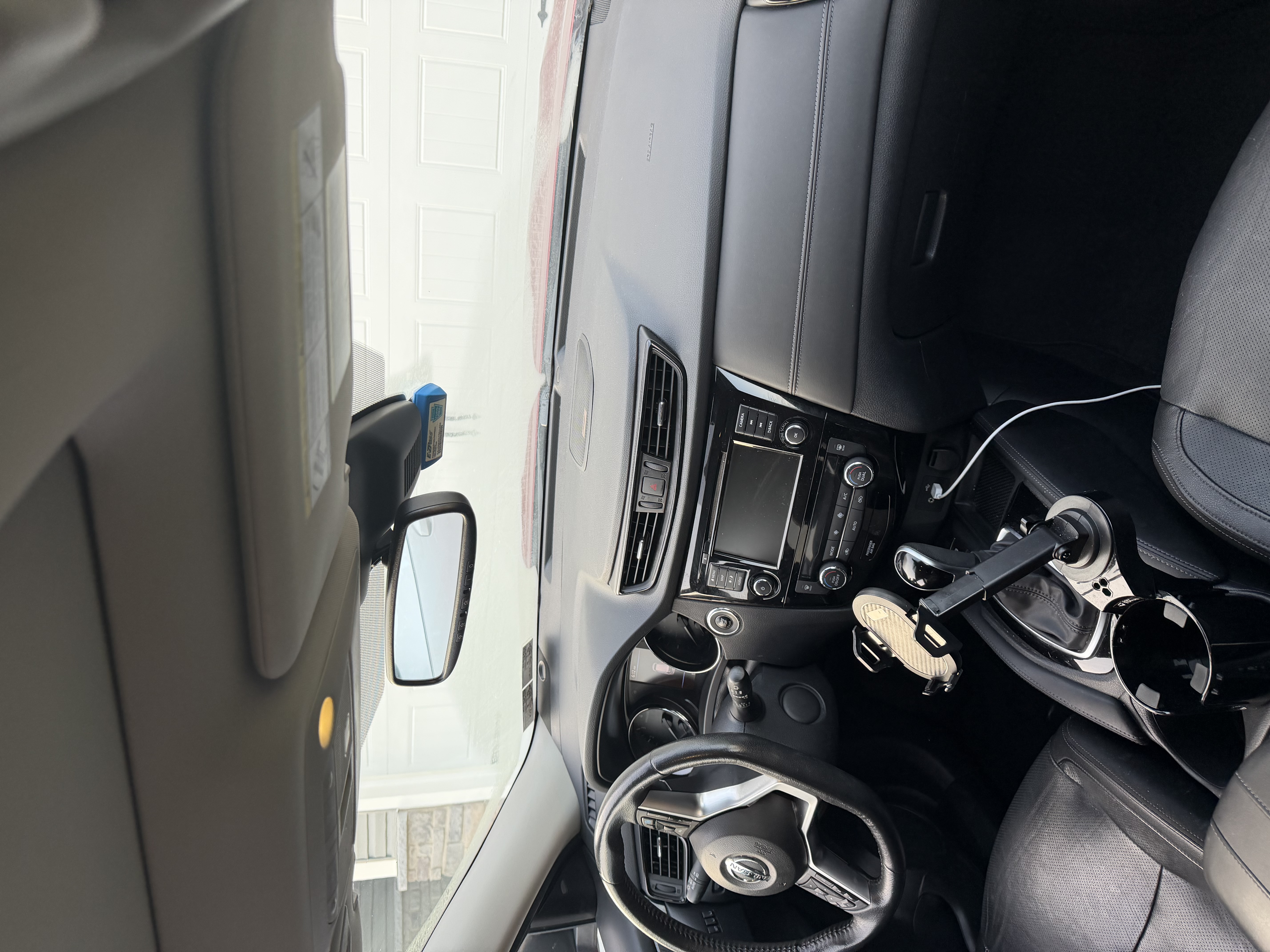 Used 2019 Nissan Rogue SL w/ Premium Package AWD/4WD image 11