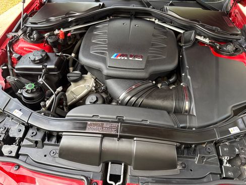 Used 2011 BMW M3 Convertible image 4