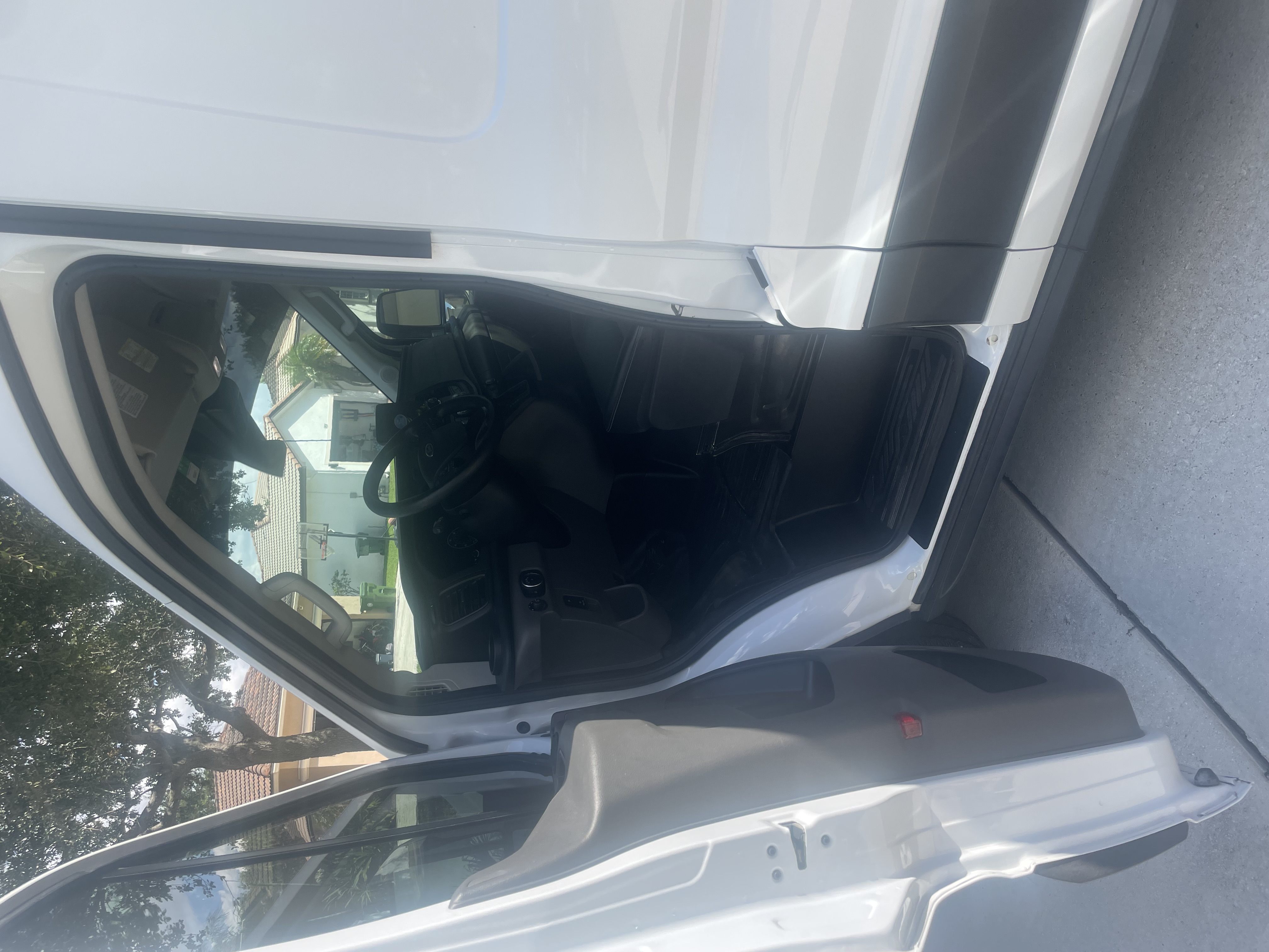 Used 2021 Ford Transit 250 Medium Roof RWD image 6