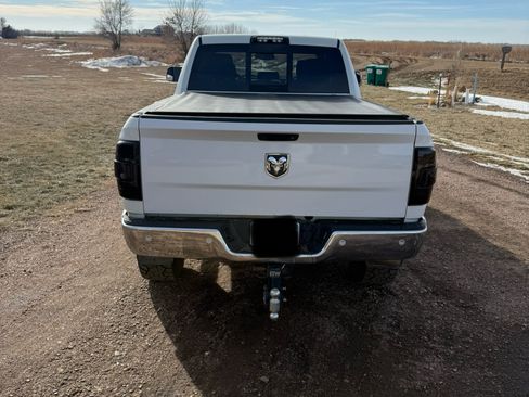 Used 2017 RAM 2500 Laramie image 4