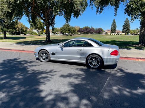 Used 2006 Mercedes-Benz SL 500 image 4