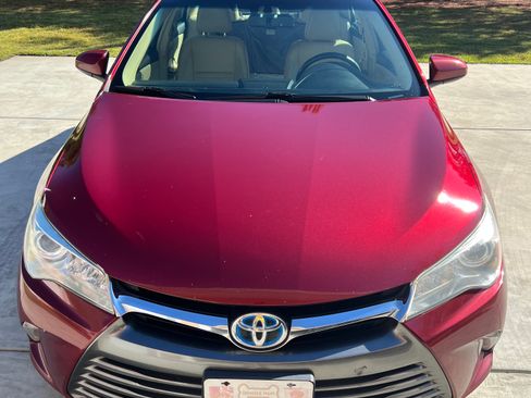 Used 2016 Toyota Camry XLE image 12