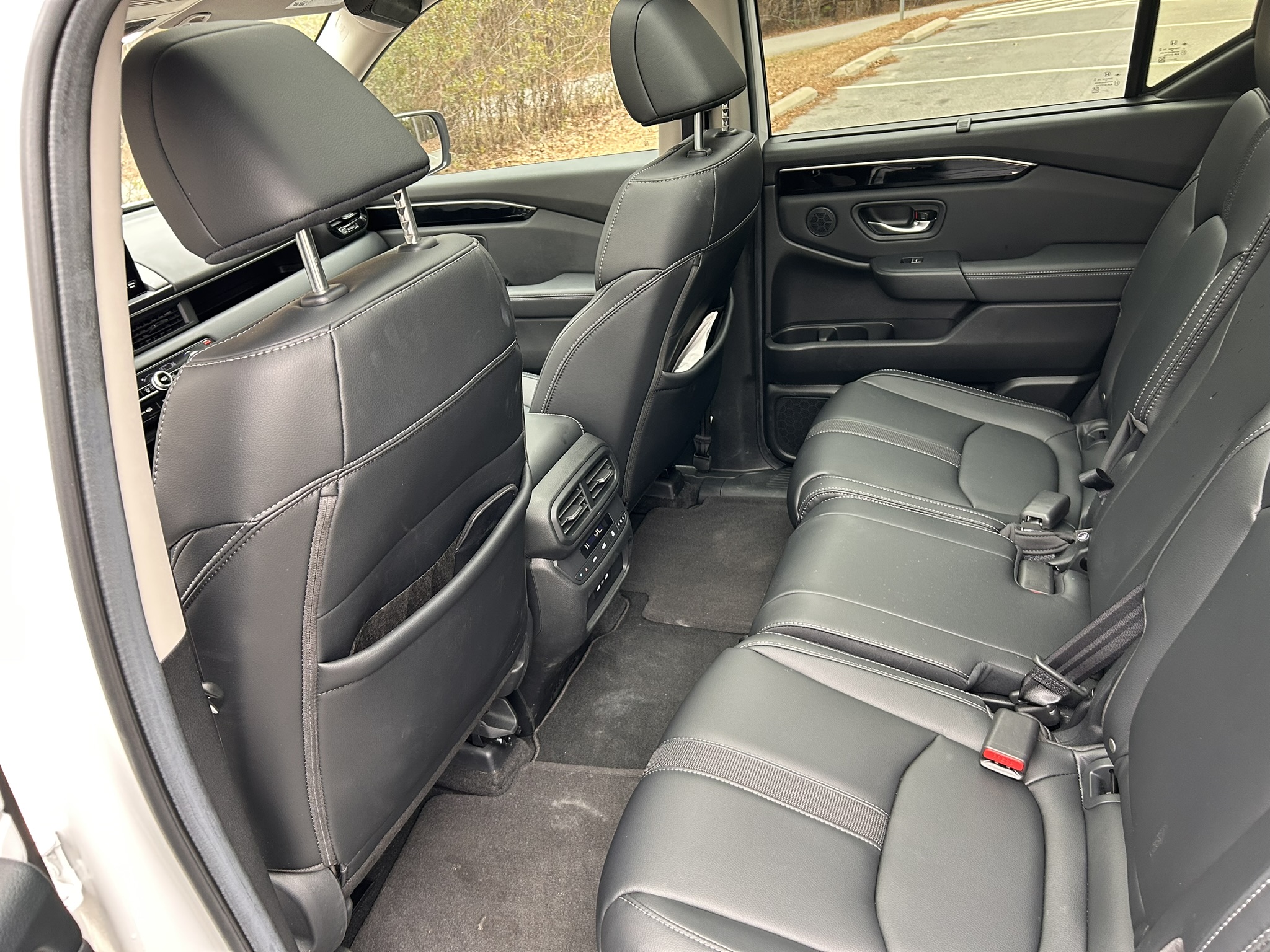 Used 2024 Honda Pilot Touring image 14