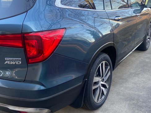 Used 2016 Honda Pilot Touring image 10