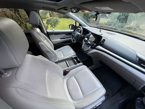 Used 2018 Honda Odyssey EX-L image 13