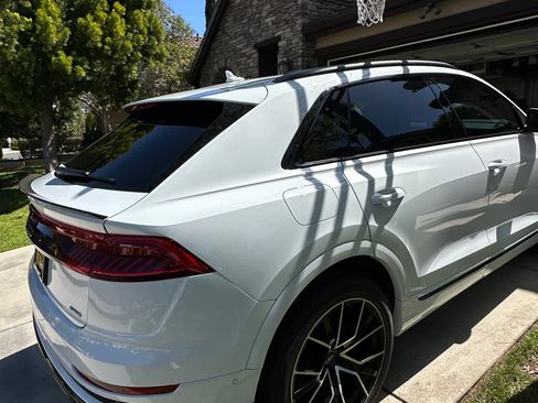 Used 2022 Audi Q8 Premium Plus AWD/4WD image 16
