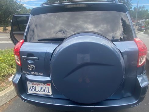 Used 2007 Toyota RAV4 2WD image 5