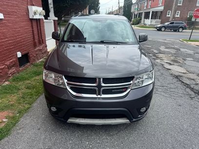 Used 2017 Dodge Journey SXT w/ Comfort/Convenience Group