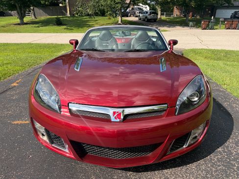 Used 2009 Saturn Sky Red Line RWD image 8