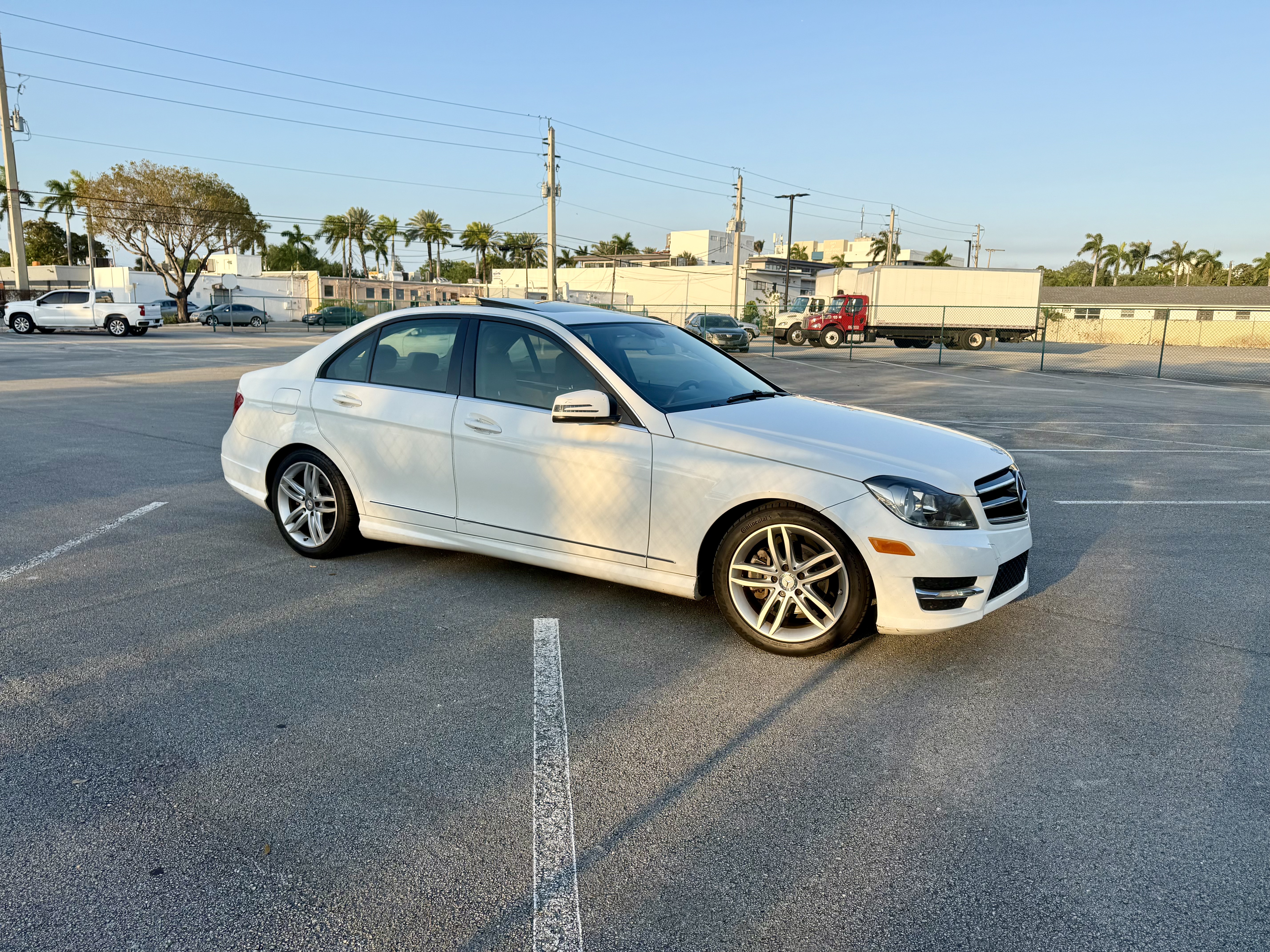 Used 2014 Mercedes-Benz C 250 Sedan image 9