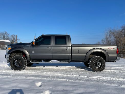 Used 2016 Ford F250 Lariat w/ Lariat Ultimate Package image 2