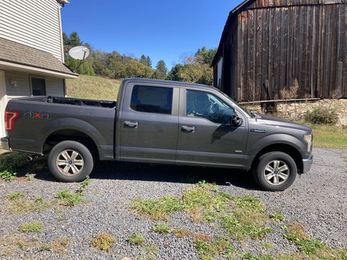 Used 2015 Ford F150 XL w/ Equipment Group 101A Mid image 11