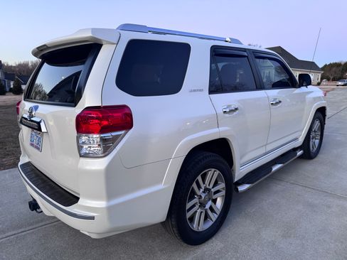 Used 2013 Toyota 4Runner Limited image 6