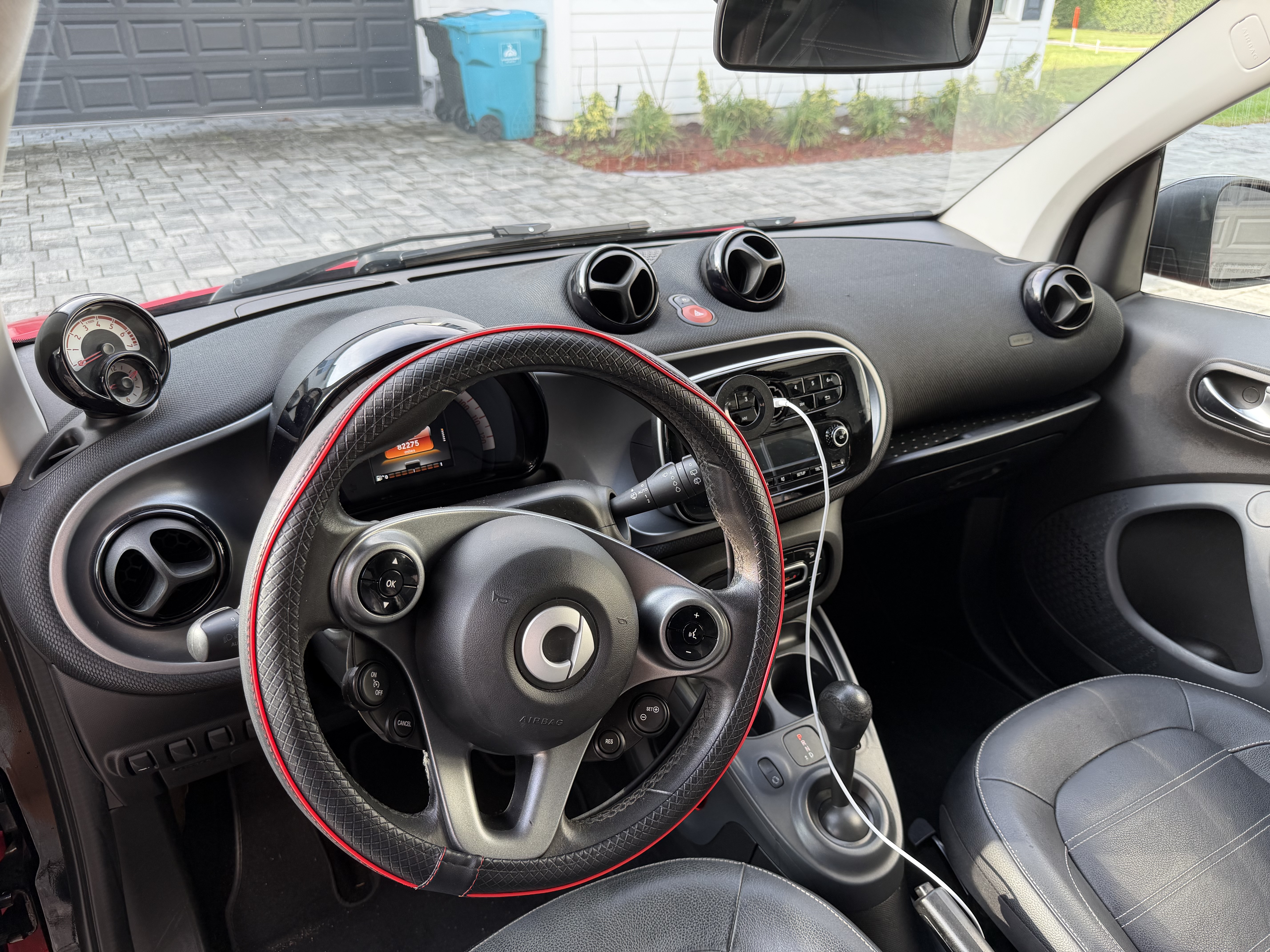 Used 2016 smart fortwo Prime RWD image 15