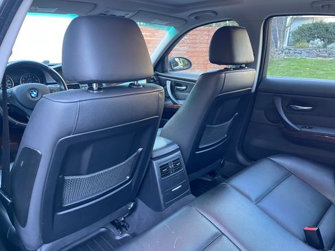 Used 2006 BMW 330i Sedan image 15