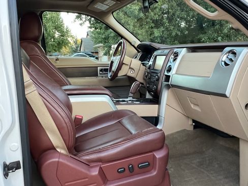 Used 2014 Ford F150 King Ranch w/ King Ranch Luxury Package image 14