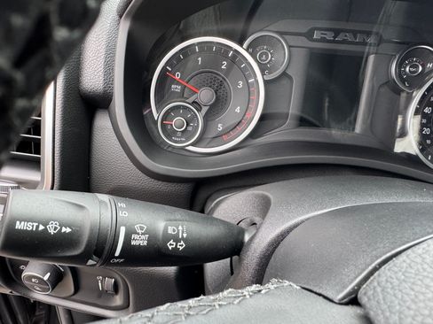 Used 2025 RAM 3500 Big Horn image 5