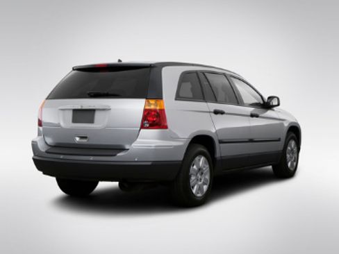 Used 2008 Chrysler Pacifica LX image 2