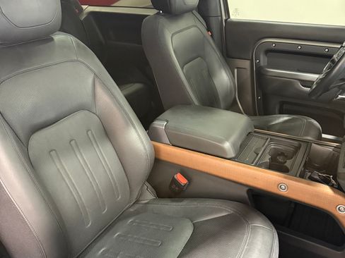 Used 2022 Land Rover Defender 90 X image 20