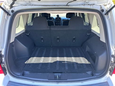 Used 2014 Jeep Patriot Sport FWD image 10
