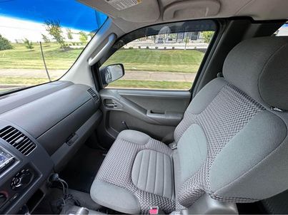 Used 2006 Nissan Frontier SE RWD image 18