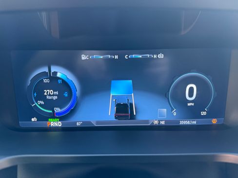 Used 2023 Ford F150 Lightning Lariat w/ Equipment Group 511A High image 20