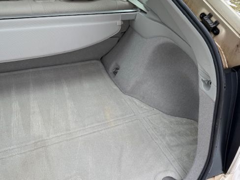 Used 2010 Toyota Prius Three image 5