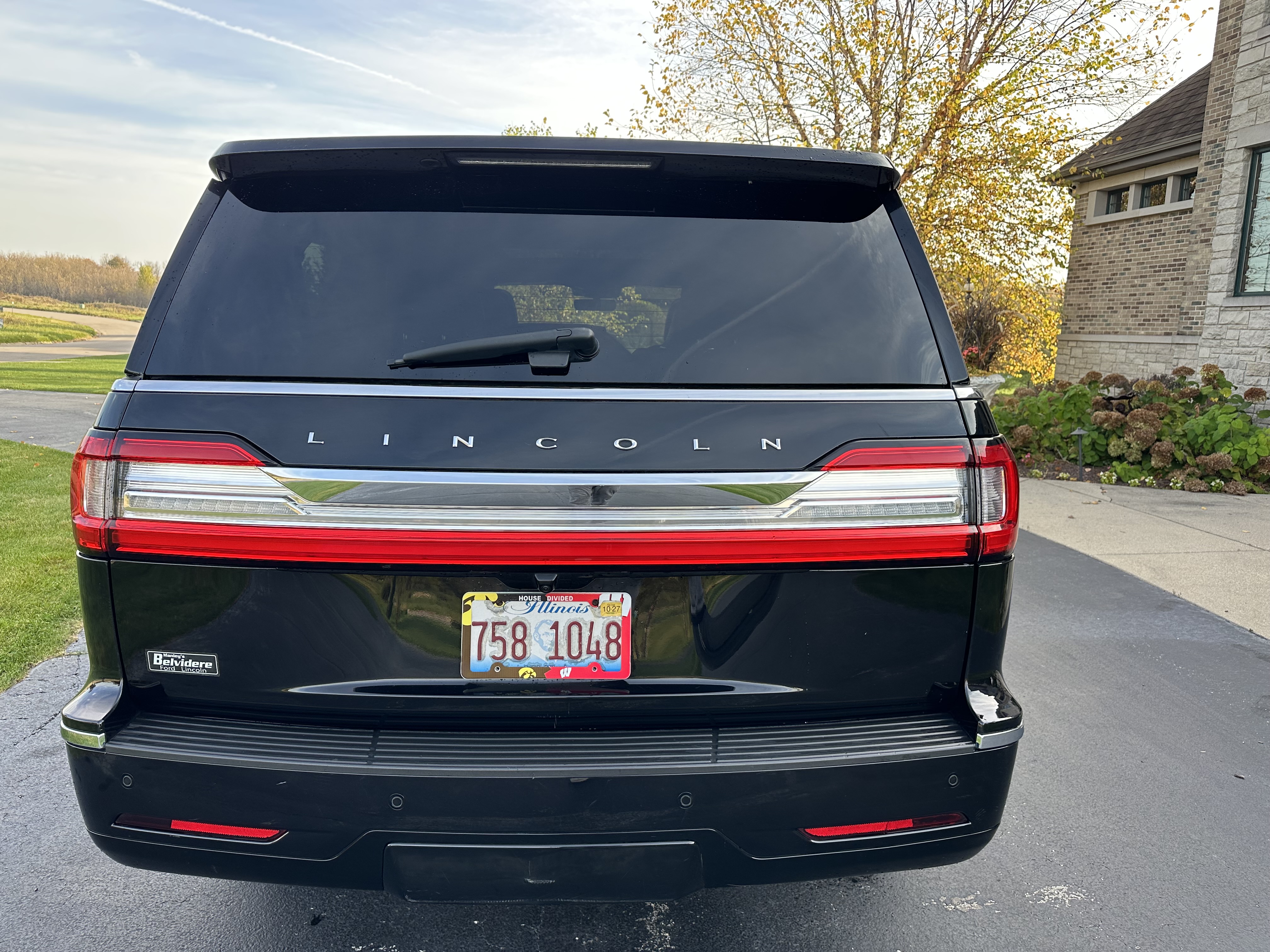 Used 2019 Lincoln Navigator L Reserve AWD/4WD image 5