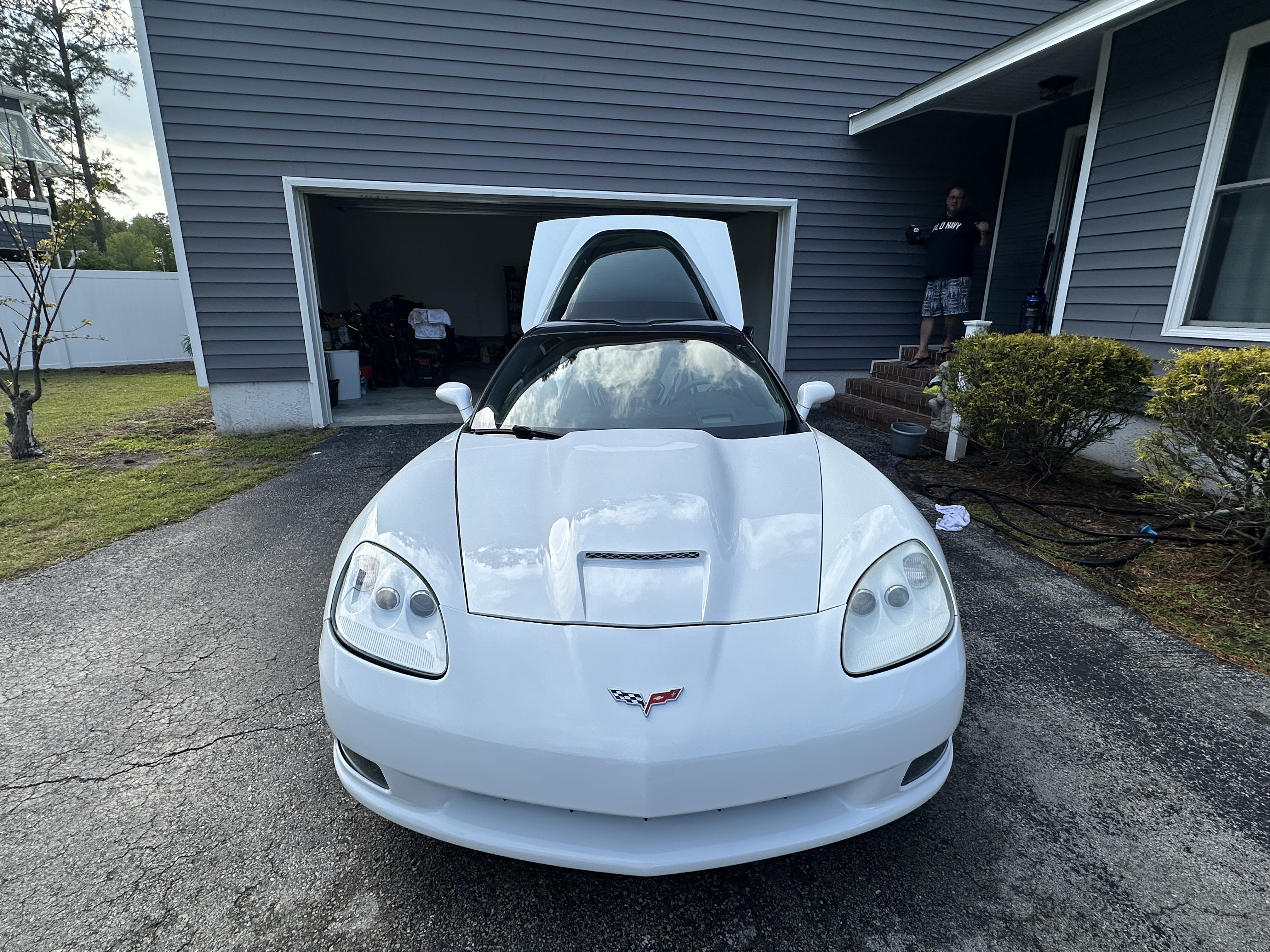 Used 2006 Chevrolet Corvette Coupe w/ Preferred Equipment Group RWD image 9
