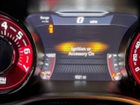 Used 2015 Dodge Challenger SRT Hellcat image 9