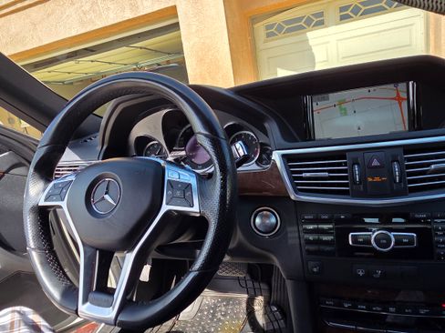 Used 2013 Mercedes-Benz E 350 Sedan image 6