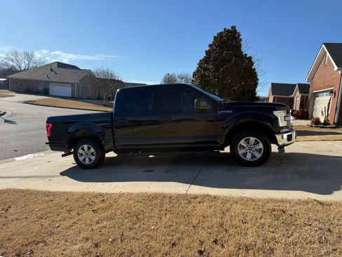 Used 2016 Ford F150 XLT image 2