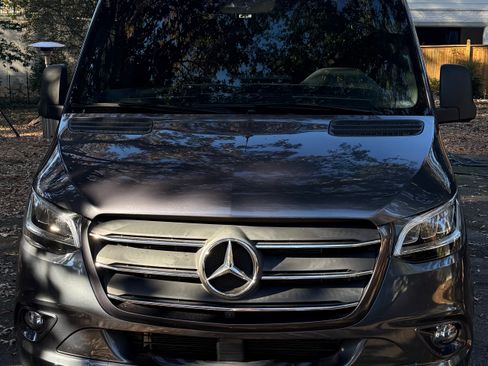 Used 2023 Mercedes-Benz Sprinter 3500 image 1