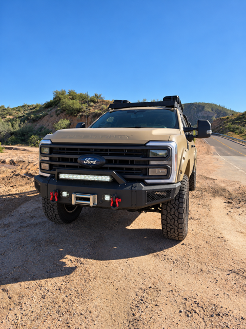 Used 2025 Ford F350 Platinum w/ Platinum Plus Package AWD/4WD image 4