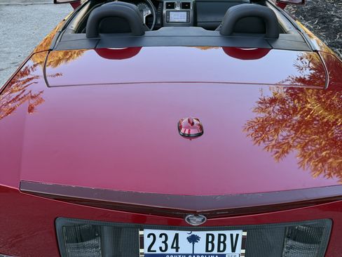 Used 2005 Cadillac XLR Convertible 2D image 24