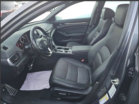 Used 2019 Honda Accord Sport image 10