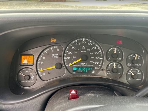 Used 1999 Chevrolet Silverado 2500 LS w/ Snow Plow Prep Pkg image 16