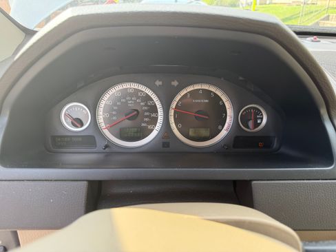 Used 2011 Volvo XC90 3.2 image 9