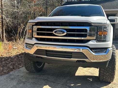 Used 2021 Ford F150 Lariat w/ FX4 Off-Road Package image 2