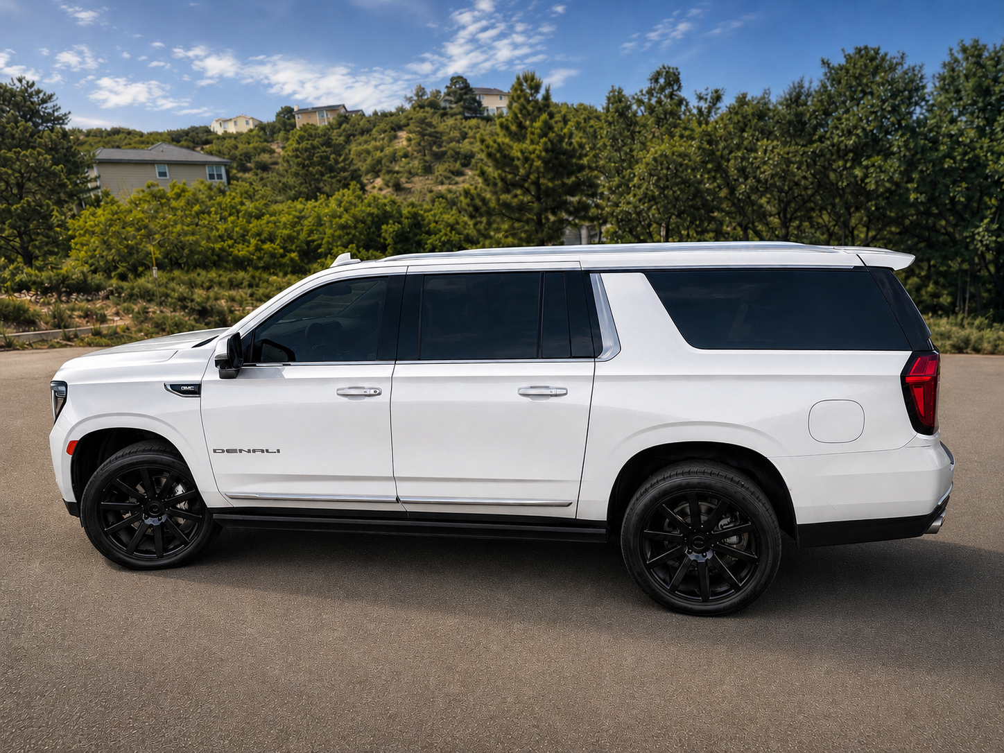 Used 2023 GMC Yukon XL Denali w/ Max Trailering Package AWD/4WD image 5