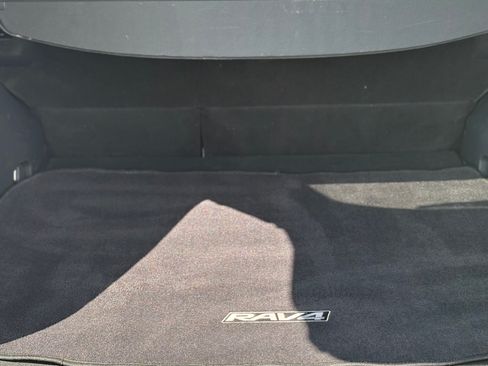 Used 2019 Toyota RAV4 XSE image 20